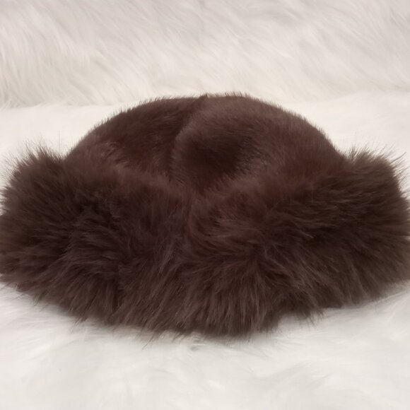 🐆 Leopard Print Fuzzy Purse, Furry Hat & Trendy Sunglasses | Chic Winter Set - Picture 10 of 10